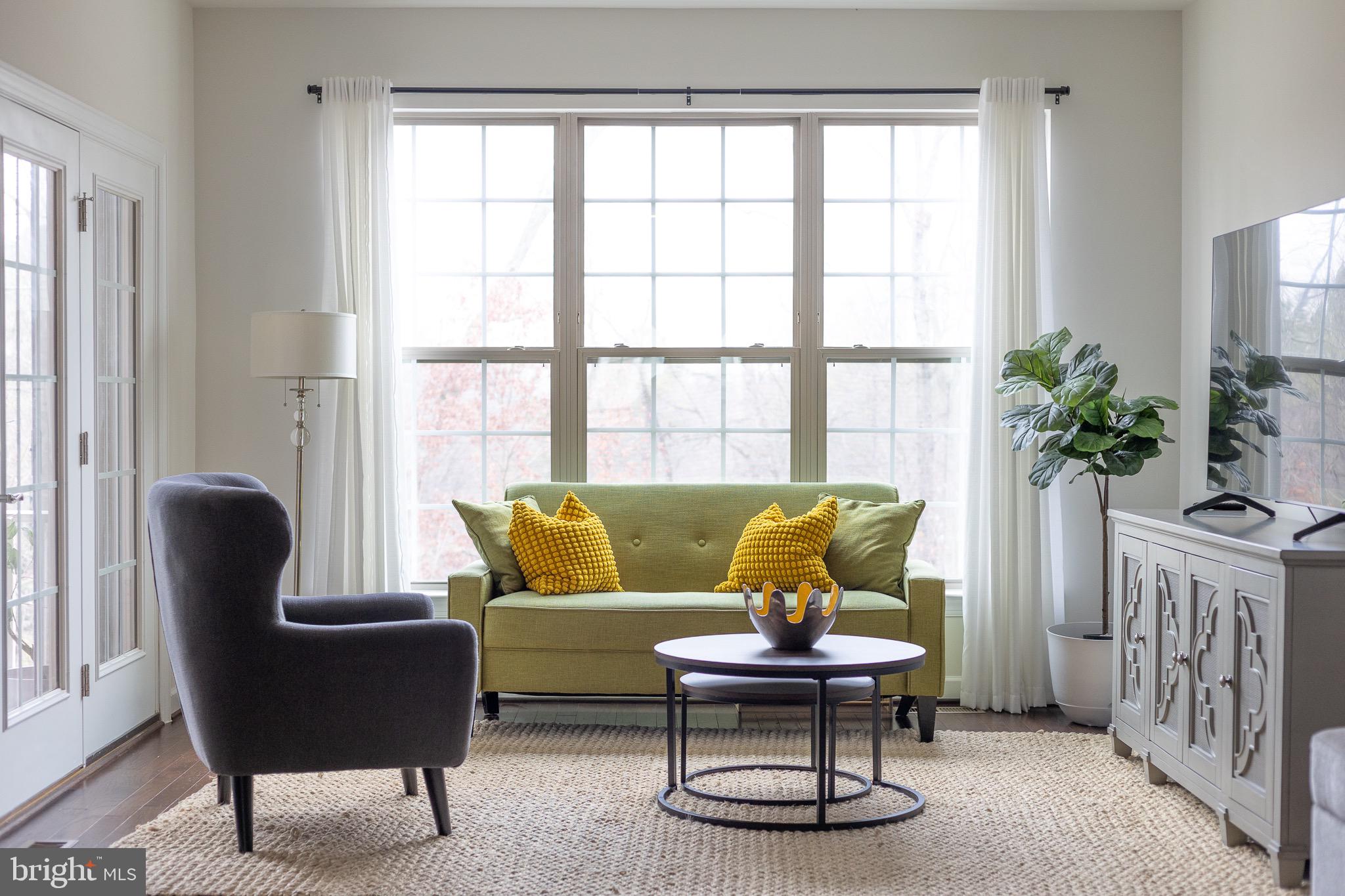 7933 TURTLE CREEK CIRCLE