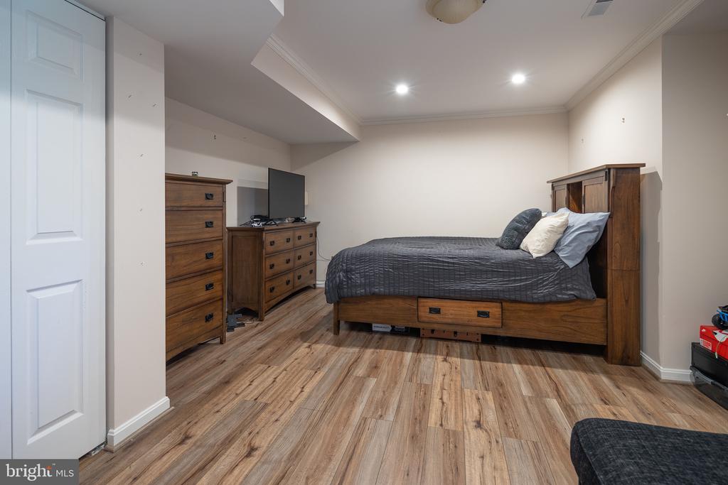 13290 LAWRENCE LANE