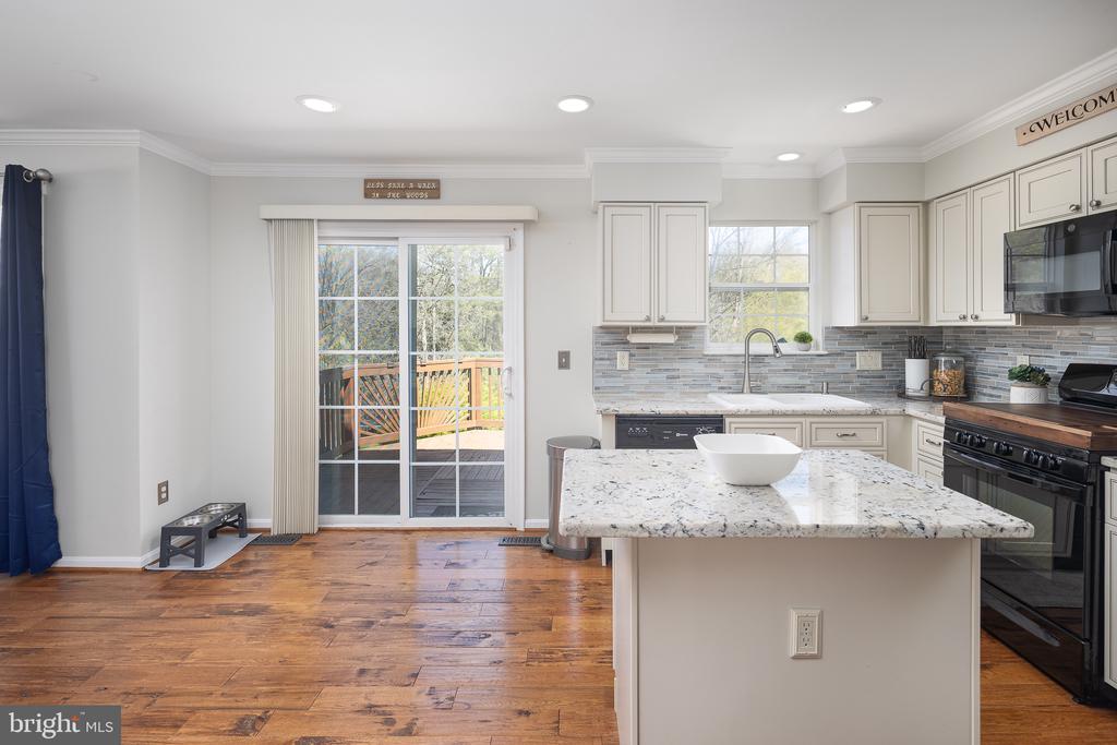 13290 LAWRENCE LANE