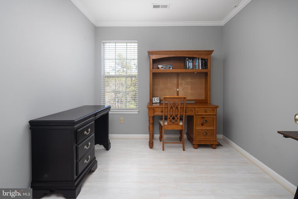 13290 LAWRENCE LANE