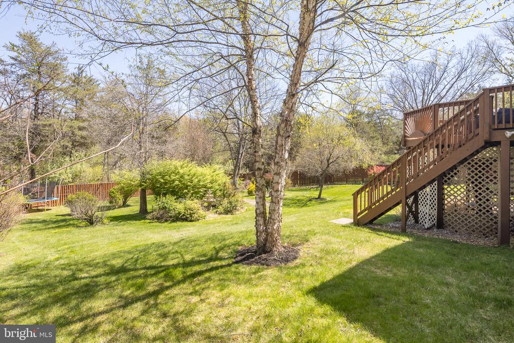 13290 LAWRENCE LANE