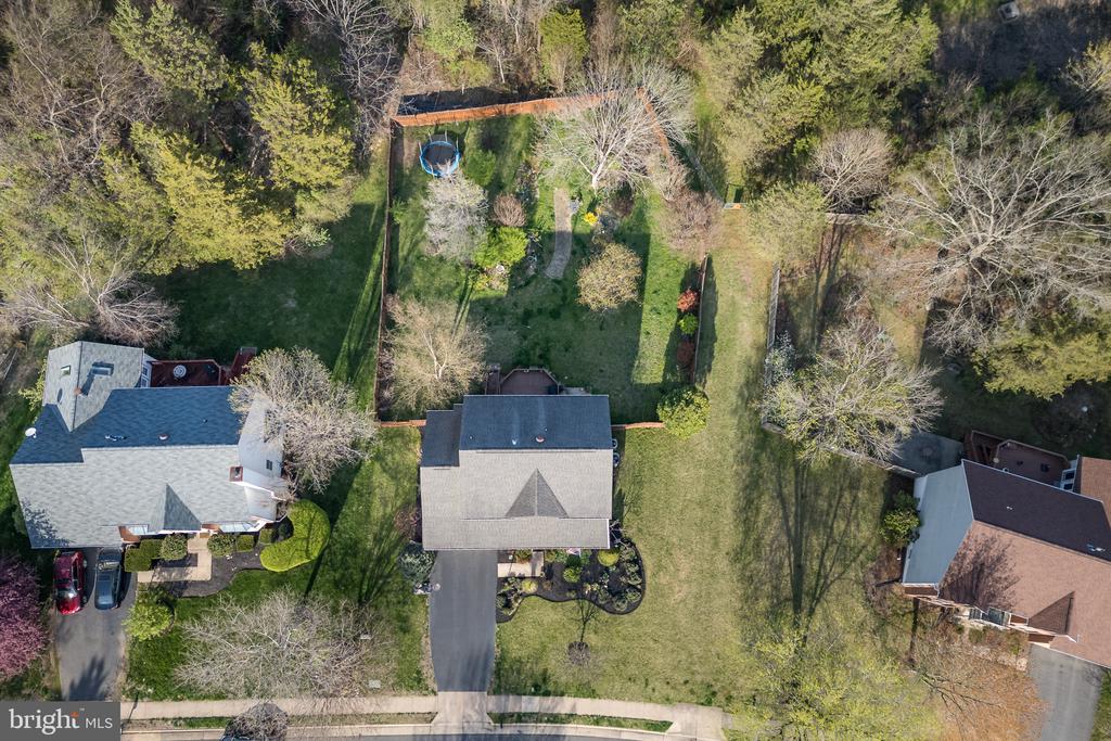 13290 LAWRENCE LANE