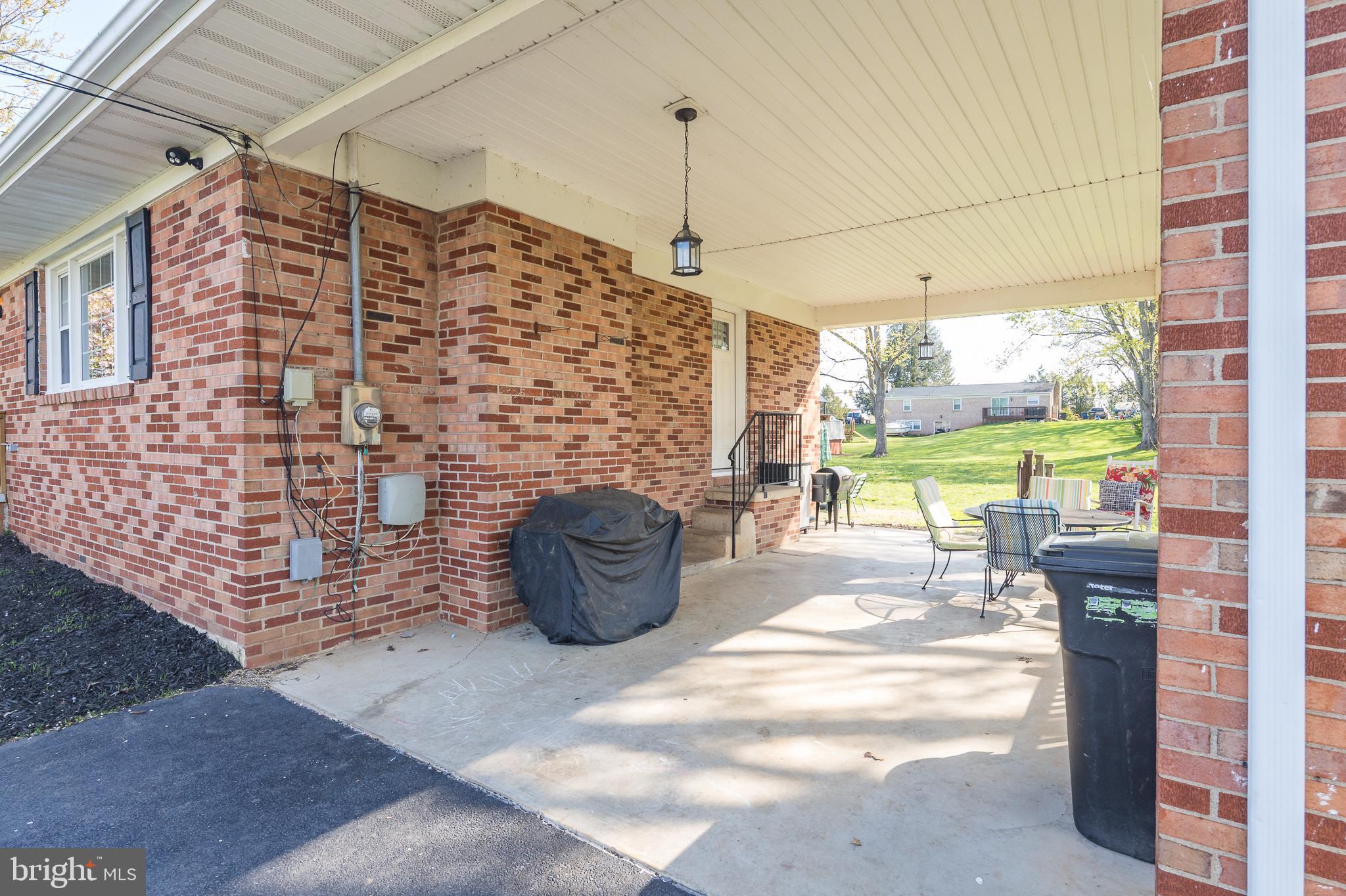 7707 HURON DRIVE