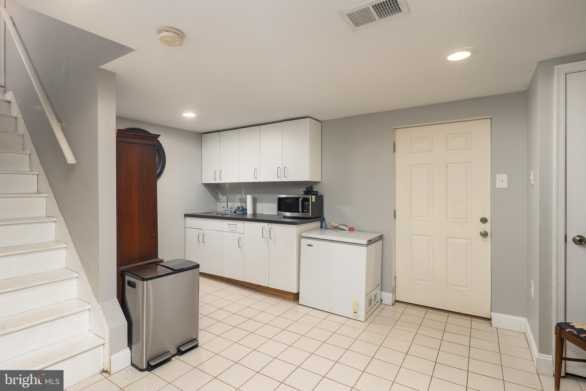 7707 HURON DRIVE