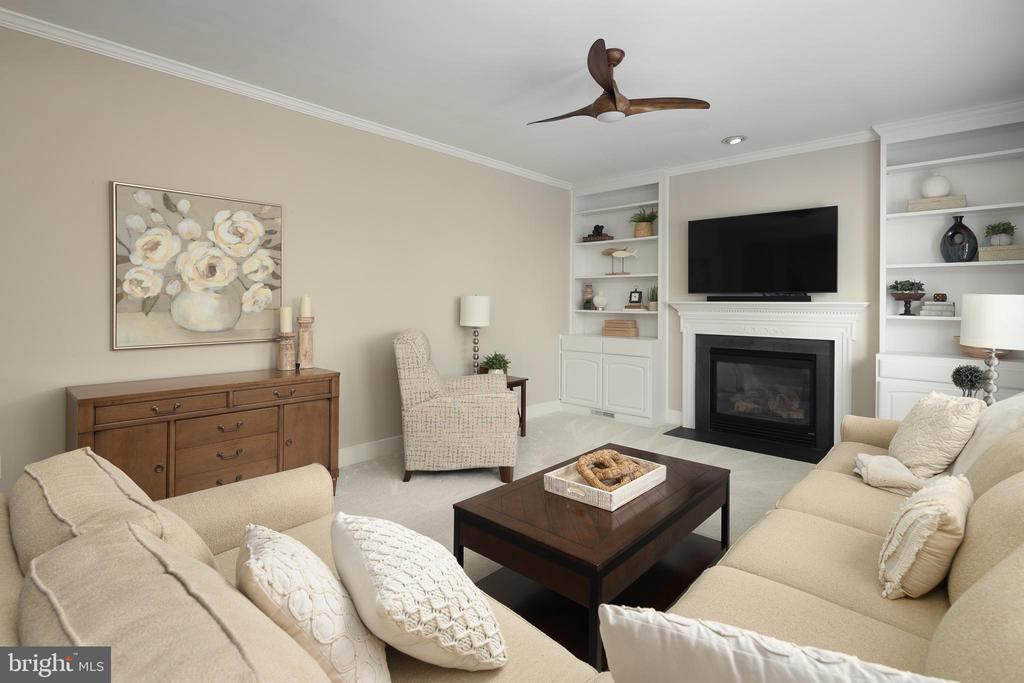 7658 BEXHILL COURT