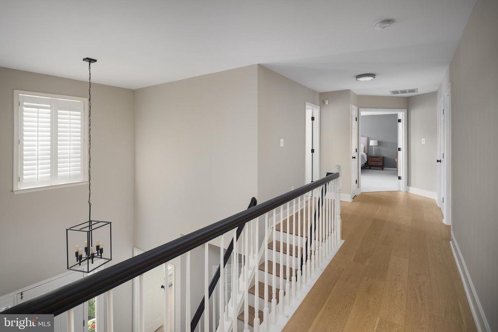 7658 BEXHILL COURT