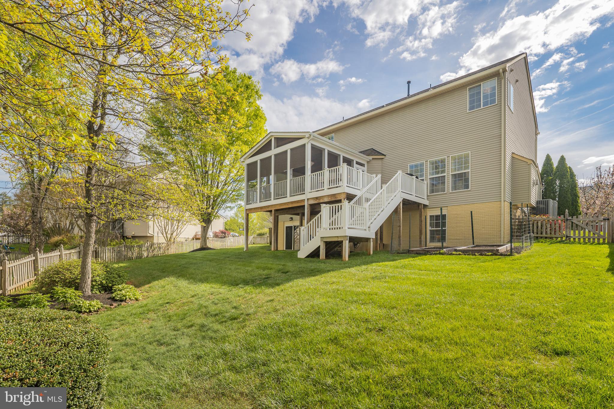 7658 BEXHILL COURT