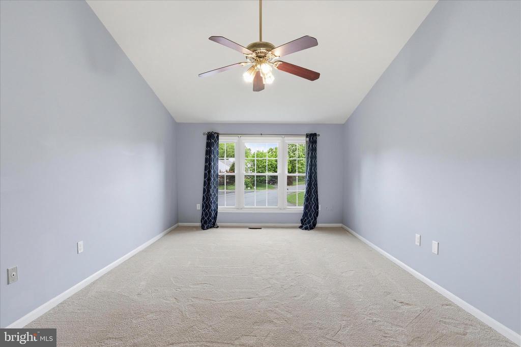 8065 CRIMSON LEAF COURT