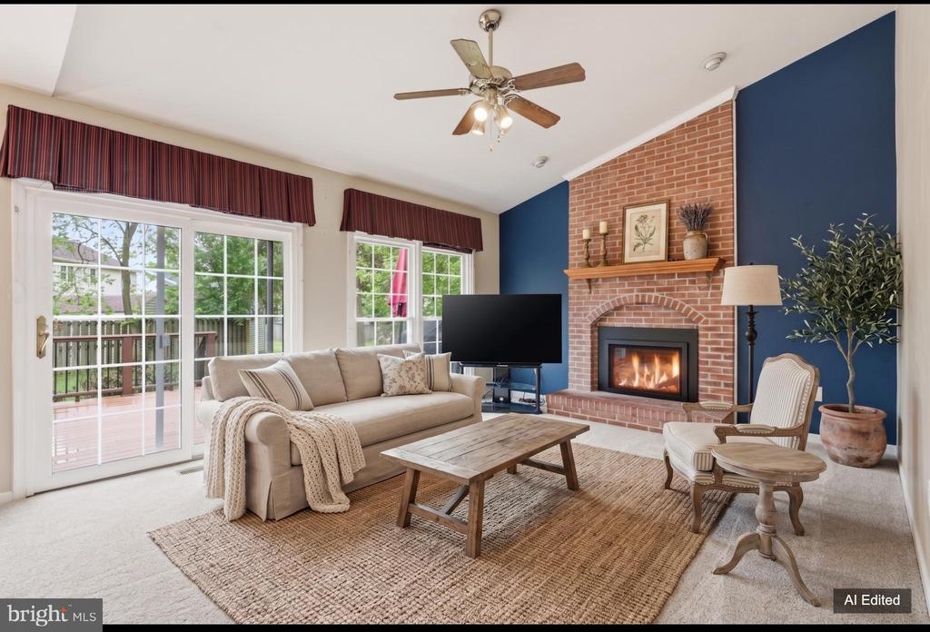 8065 CRIMSON LEAF COURT