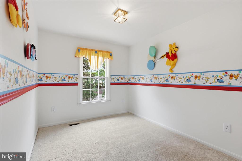 8065 CRIMSON LEAF COURT