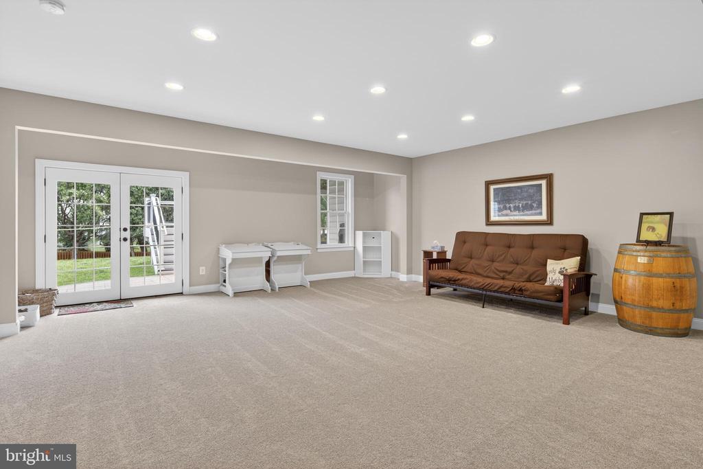 15709 TANNING HOUSE PLACE