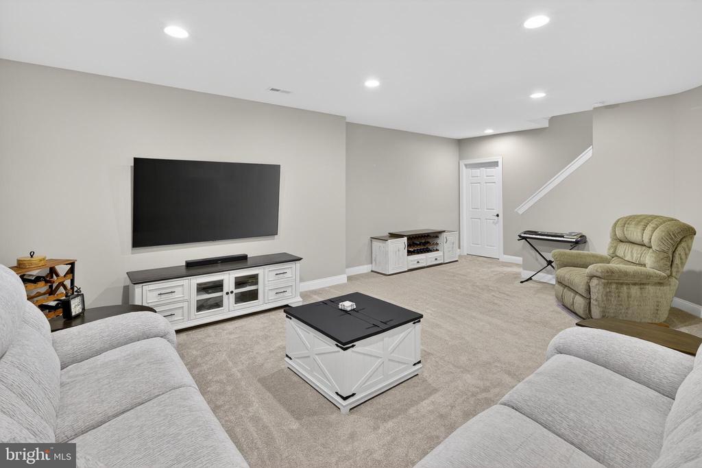 15709 TANNING HOUSE PLACE