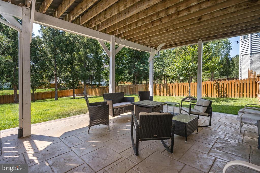 15709 TANNING HOUSE PLACE