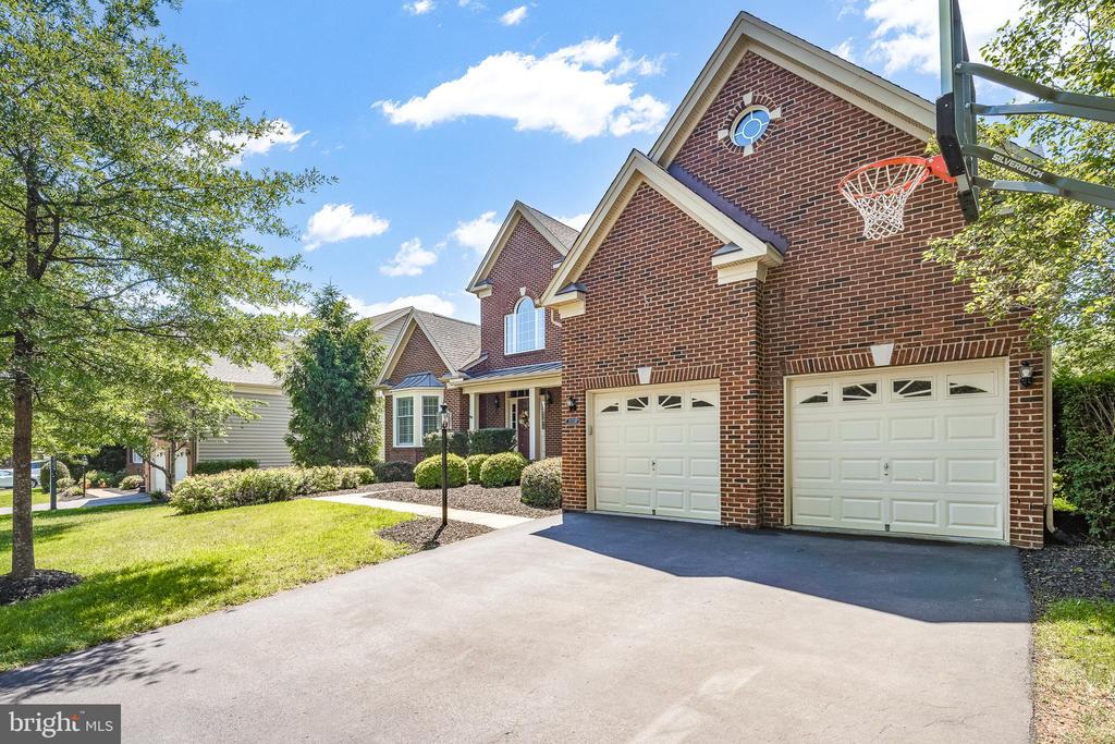 15709 TANNING HOUSE PLACE