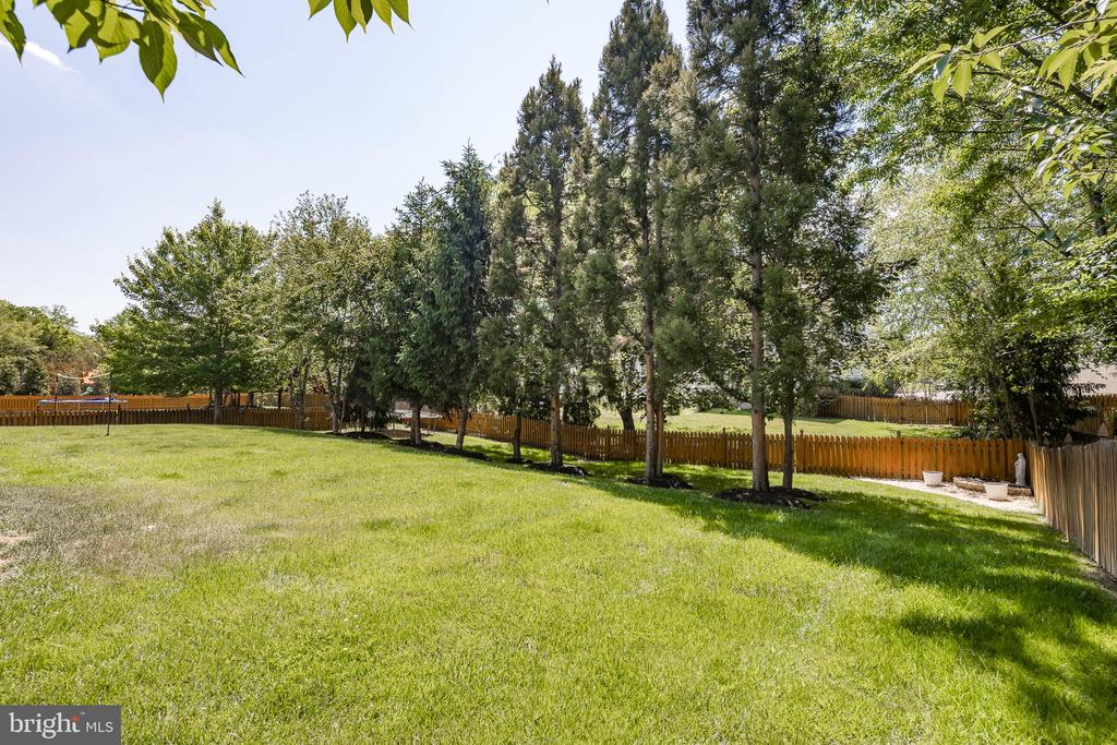 15709 TANNING HOUSE PLACE