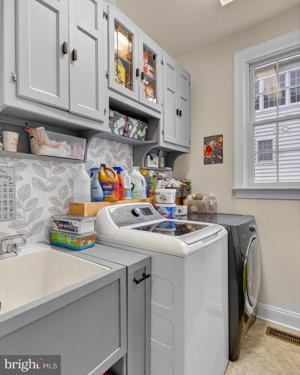 15709 TANNING HOUSE PLACE