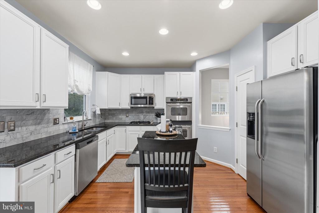 9155 RIBBON FALLS LOOP