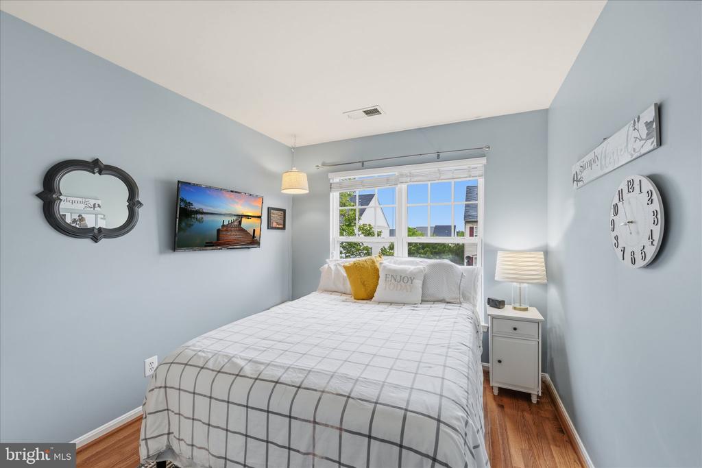 9155 RIBBON FALLS LOOP
