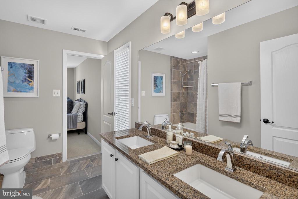 5779 COACHVIEW COURT