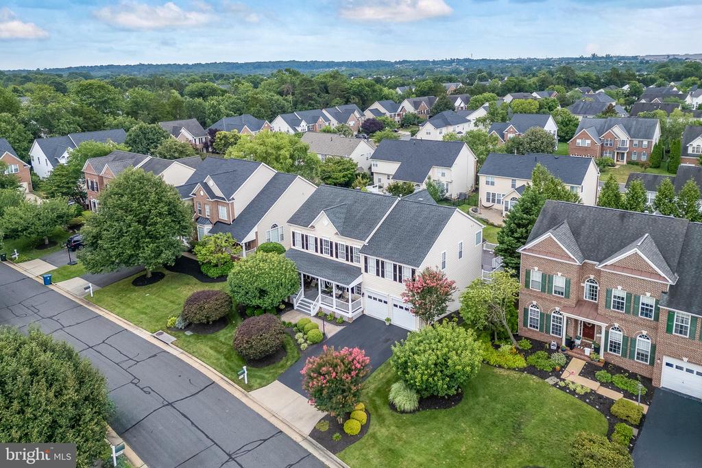 5779 COACHVIEW COURT