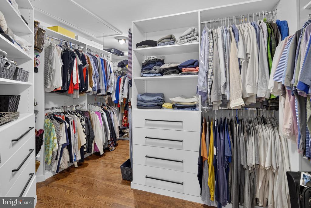 5779 COACHVIEW COURT