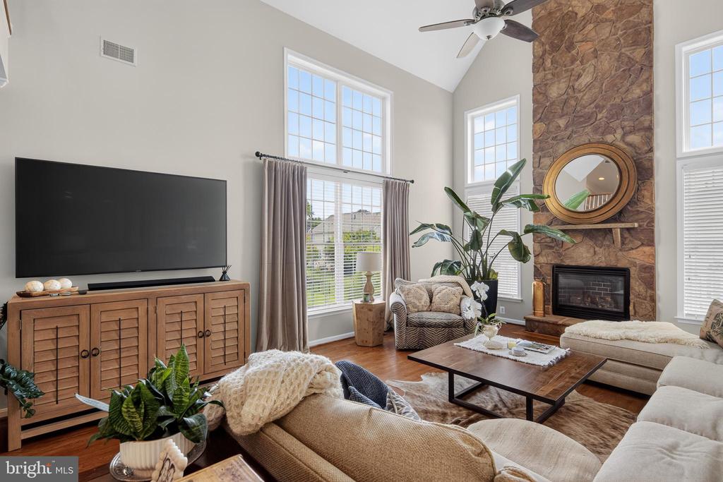 5779 COACHVIEW COURT