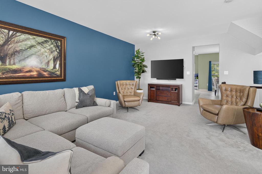 14248 HUNTERS RUN WAY