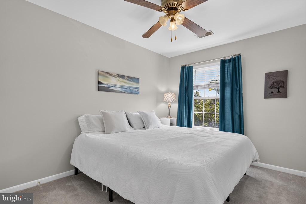 14248 HUNTERS RUN WAY