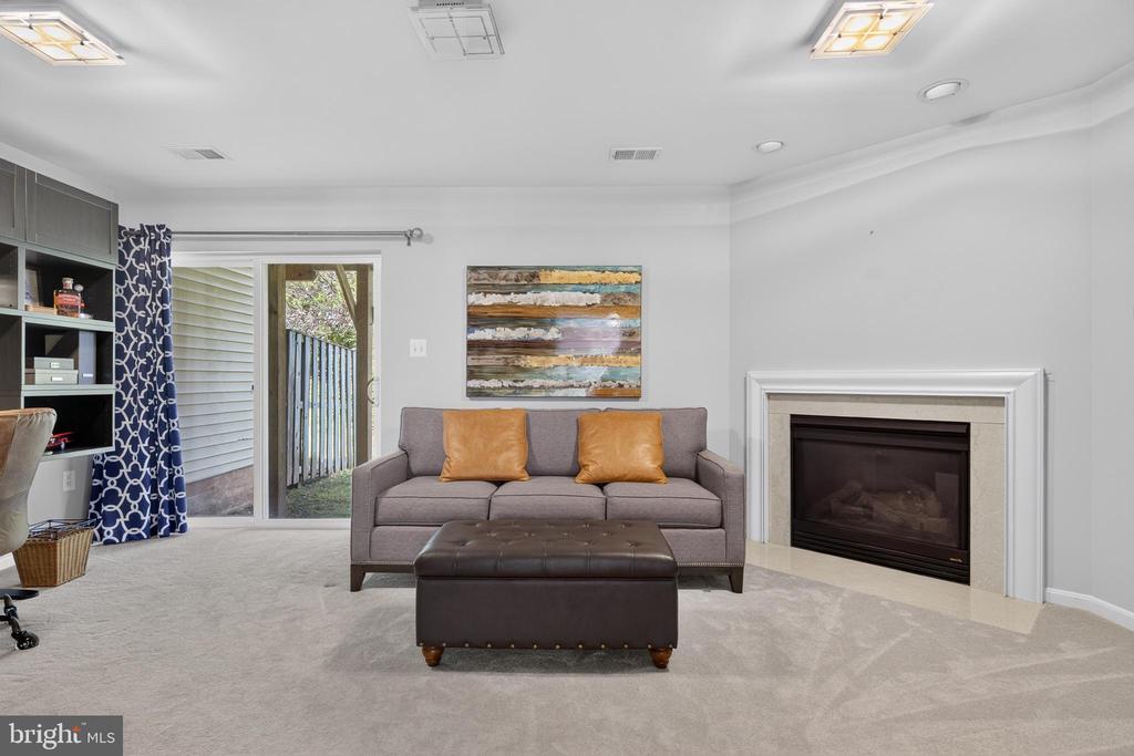 14248 HUNTERS RUN WAY
