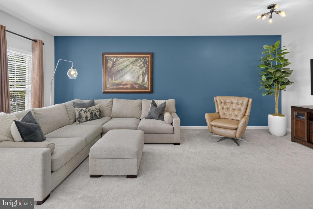 14248 HUNTERS RUN WAY