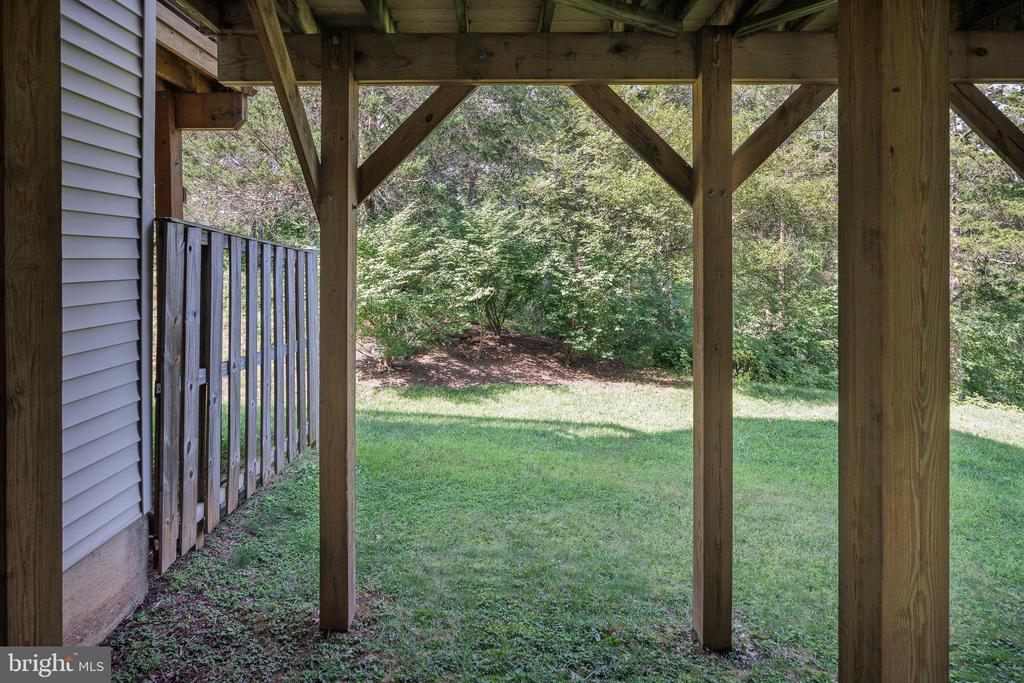 14248 HUNTERS RUN WAY