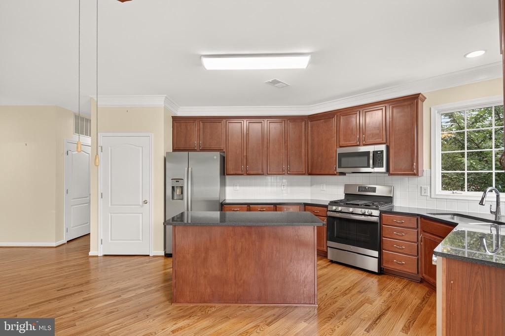 15039 GAINES MILL CIRCLE
