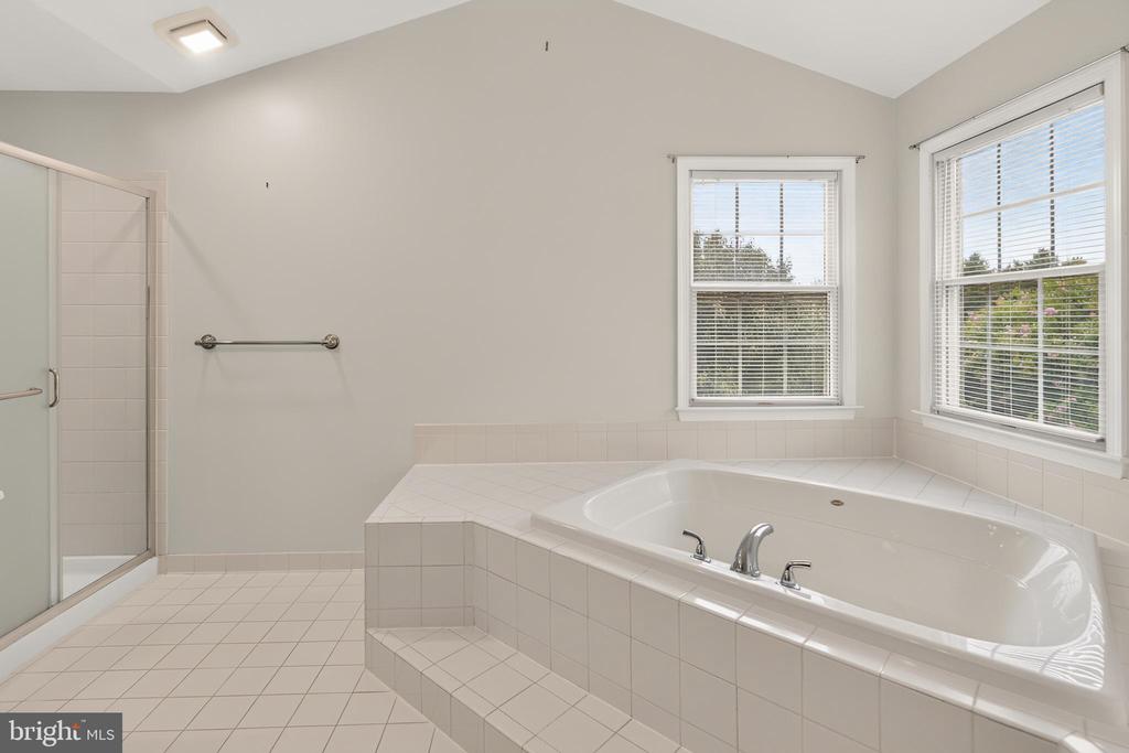 15039 GAINES MILL CIRCLE