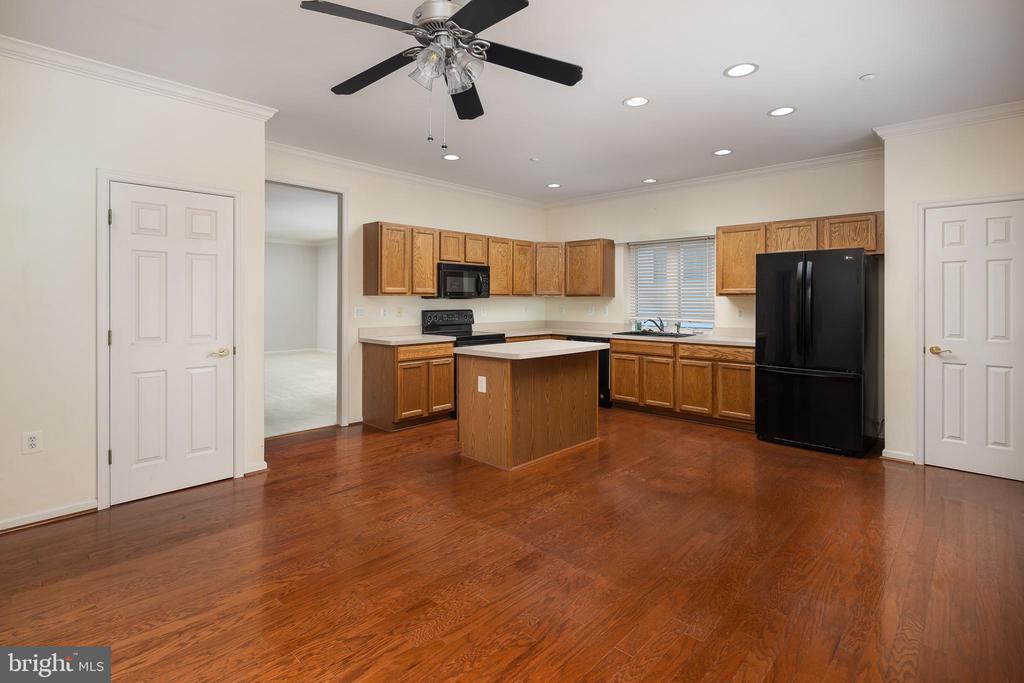 18 CHANTILLY PLACE