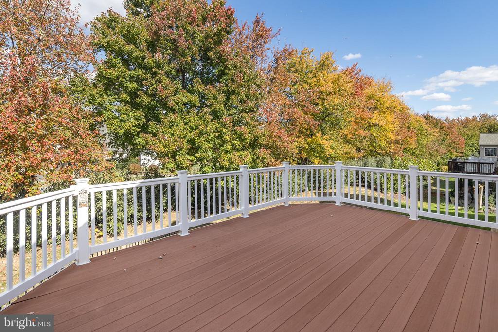 18 CHANTILLY PLACE