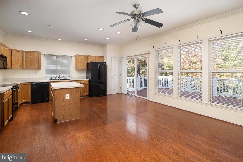18 CHANTILLY PLACE