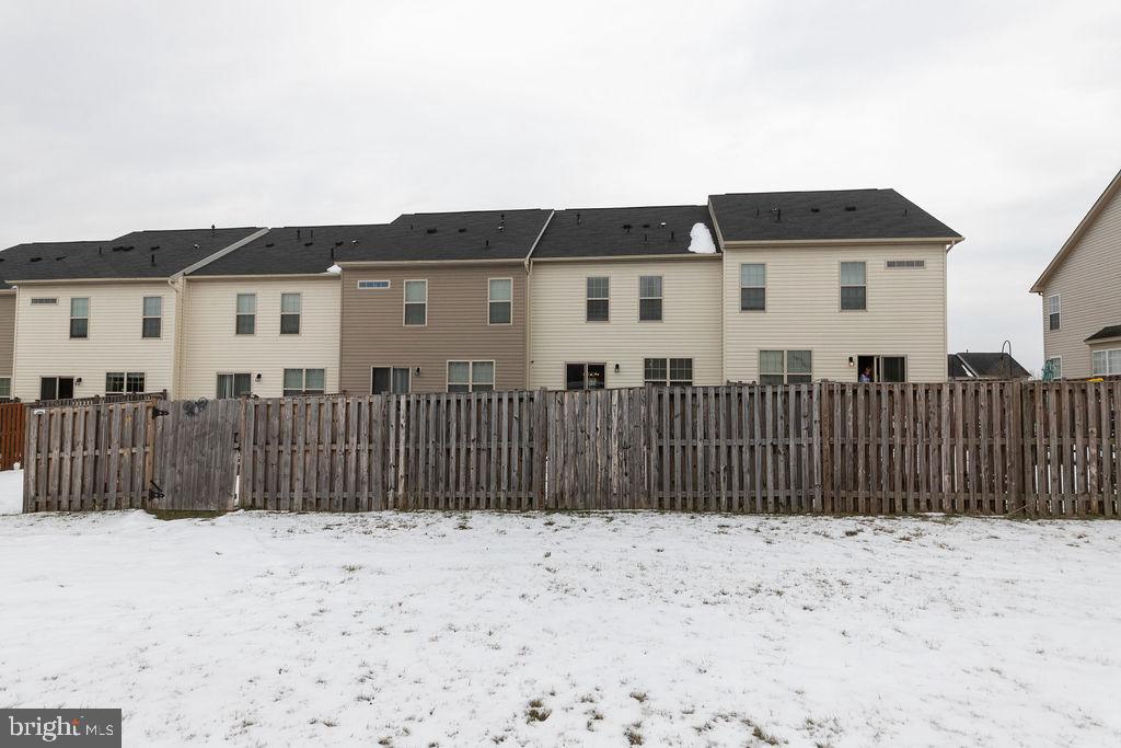 108 NIBLICK SQUARE