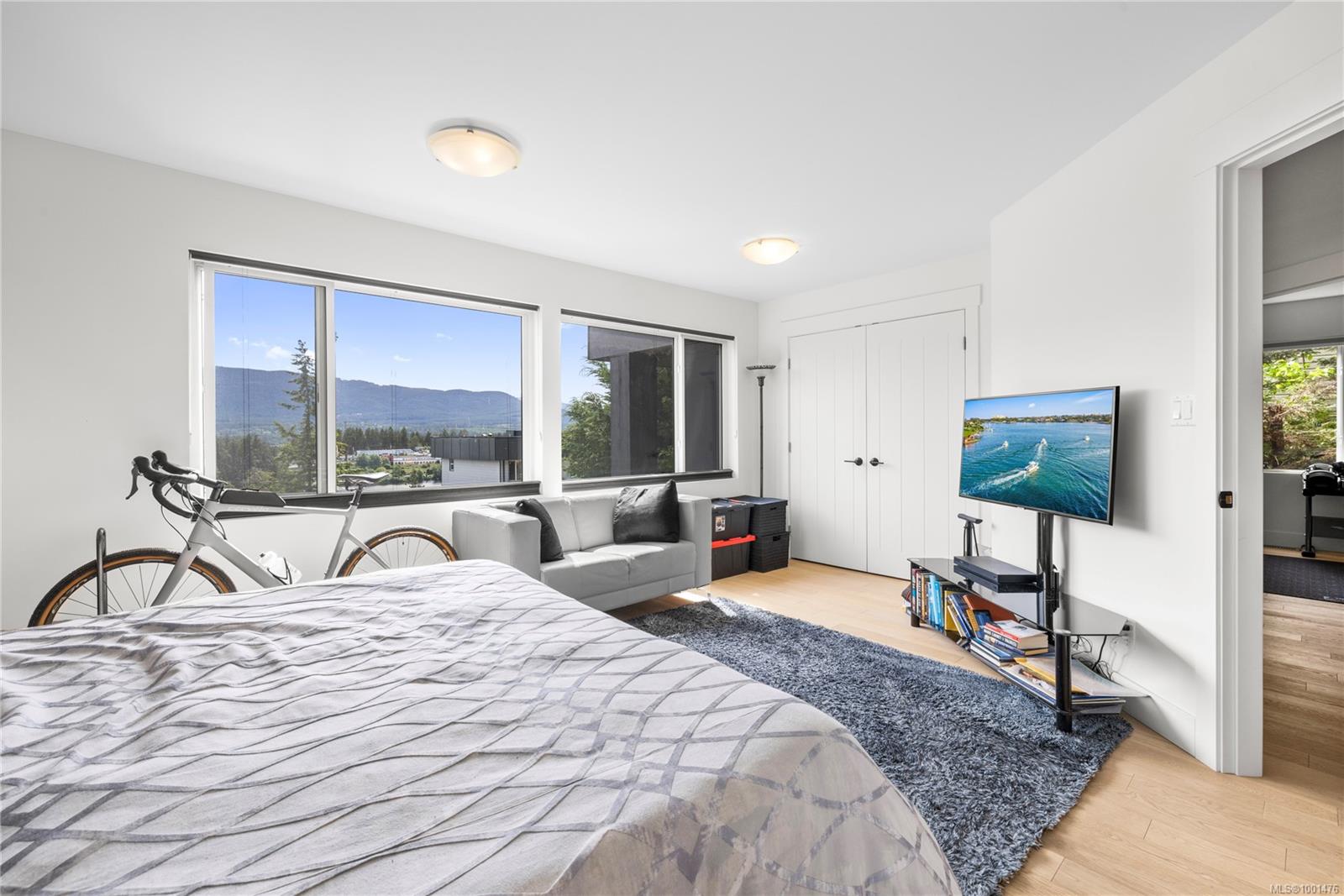 241 Woodhaven Dr