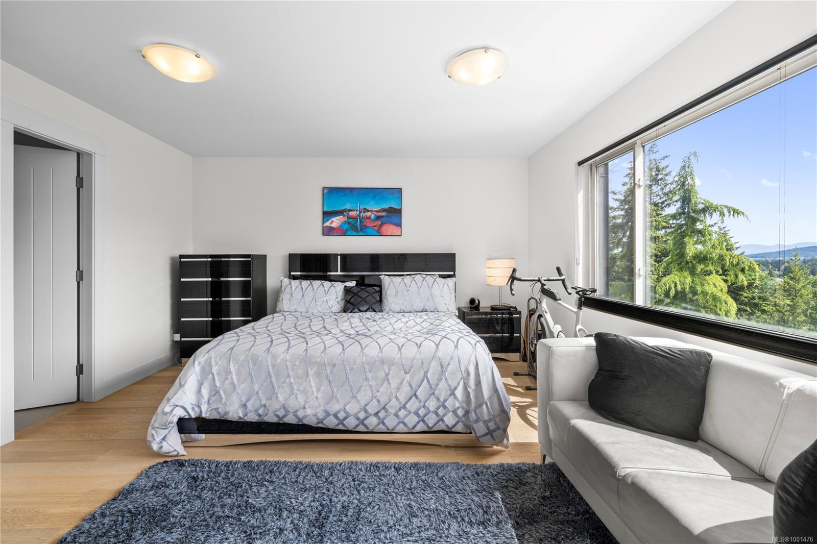 241 Woodhaven Dr