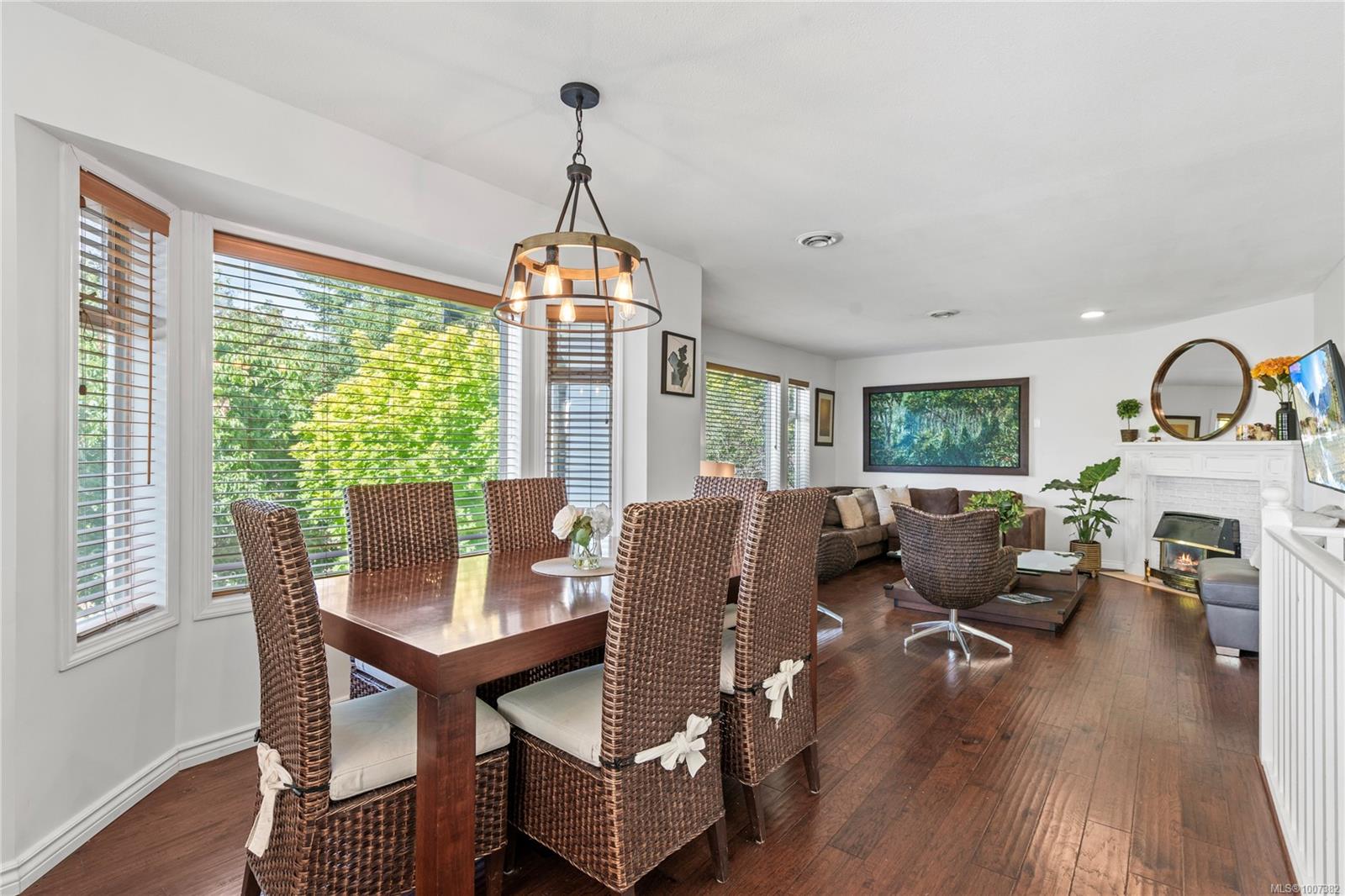 309 Nottingham Dr