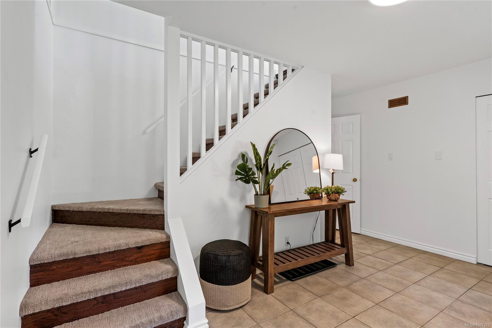 309 Nottingham Dr