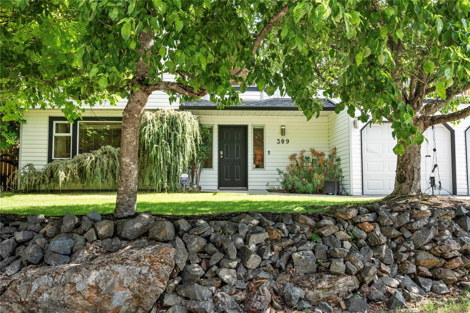 309 Nottingham Dr