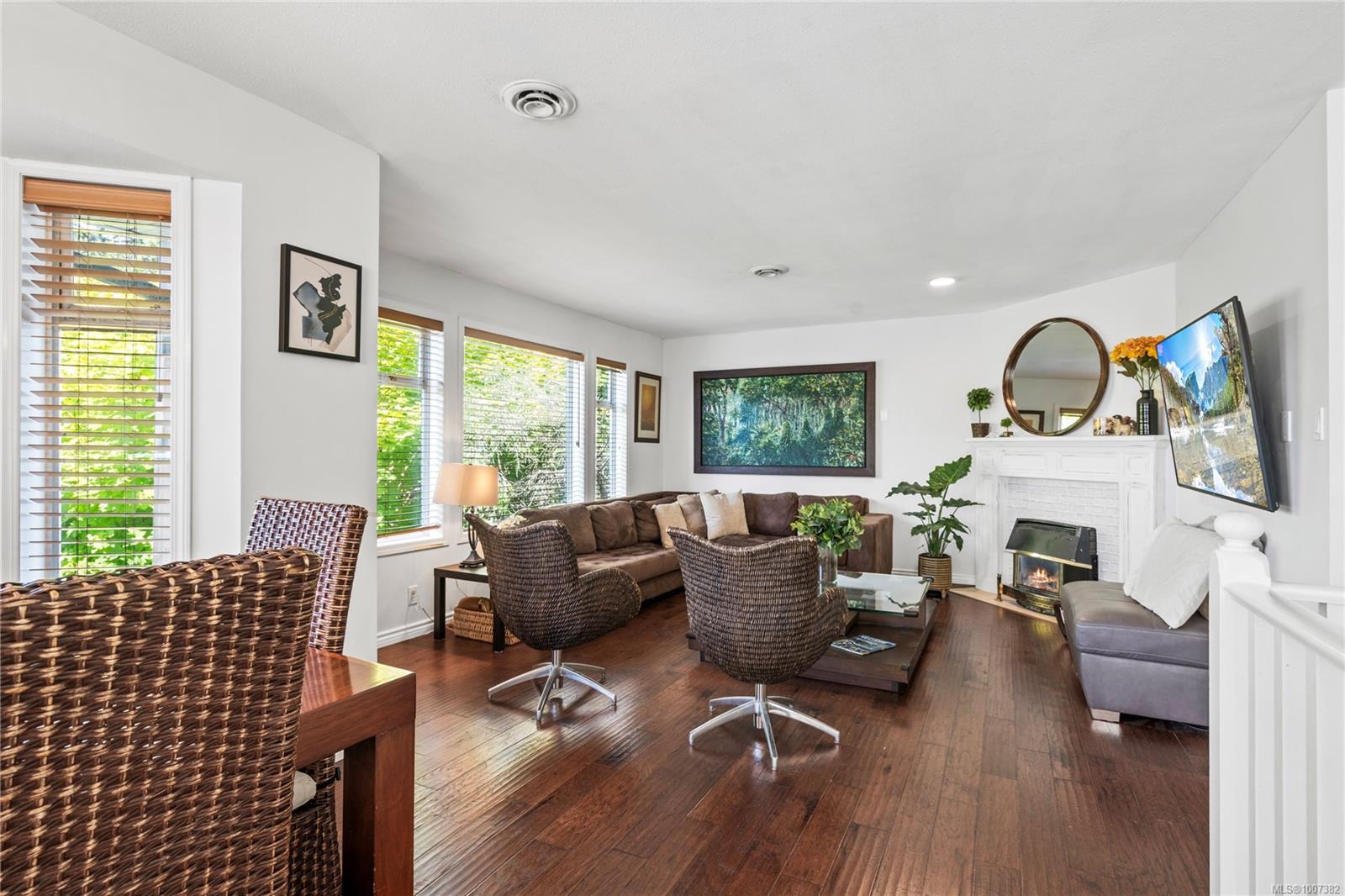 309 Nottingham Dr