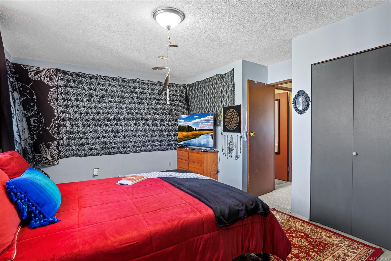 1060 St. George Cres # B