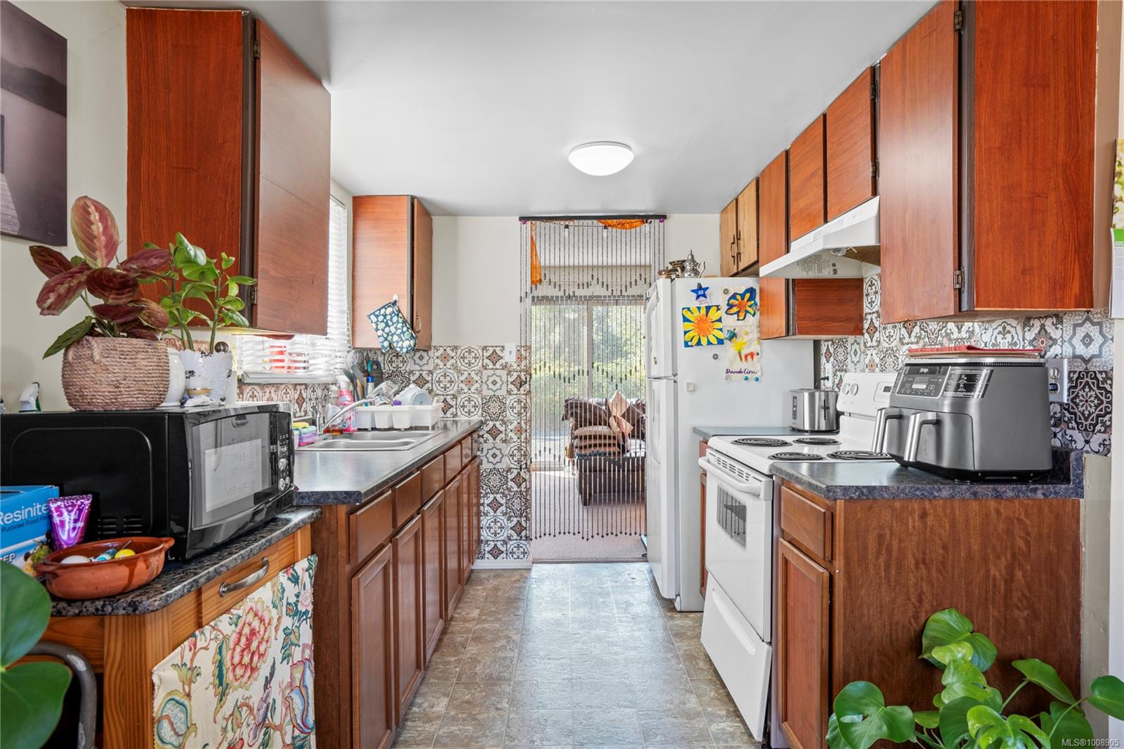 1060 St. George Cres # B