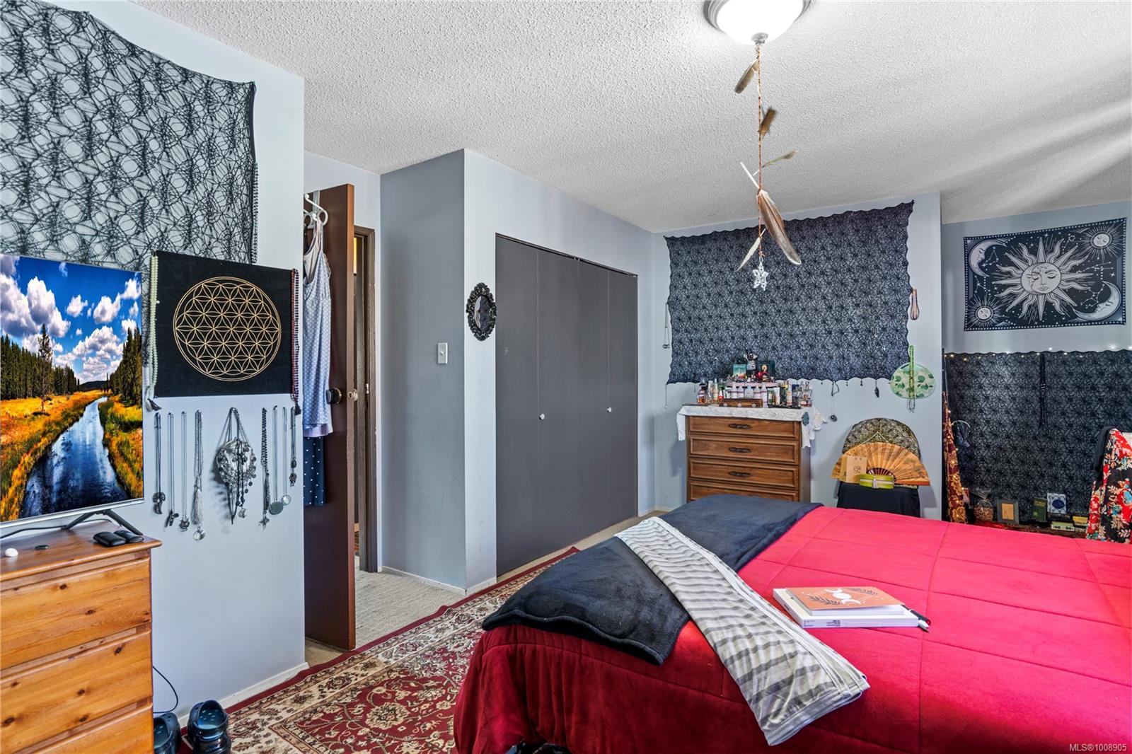 1060 St. George Cres # B