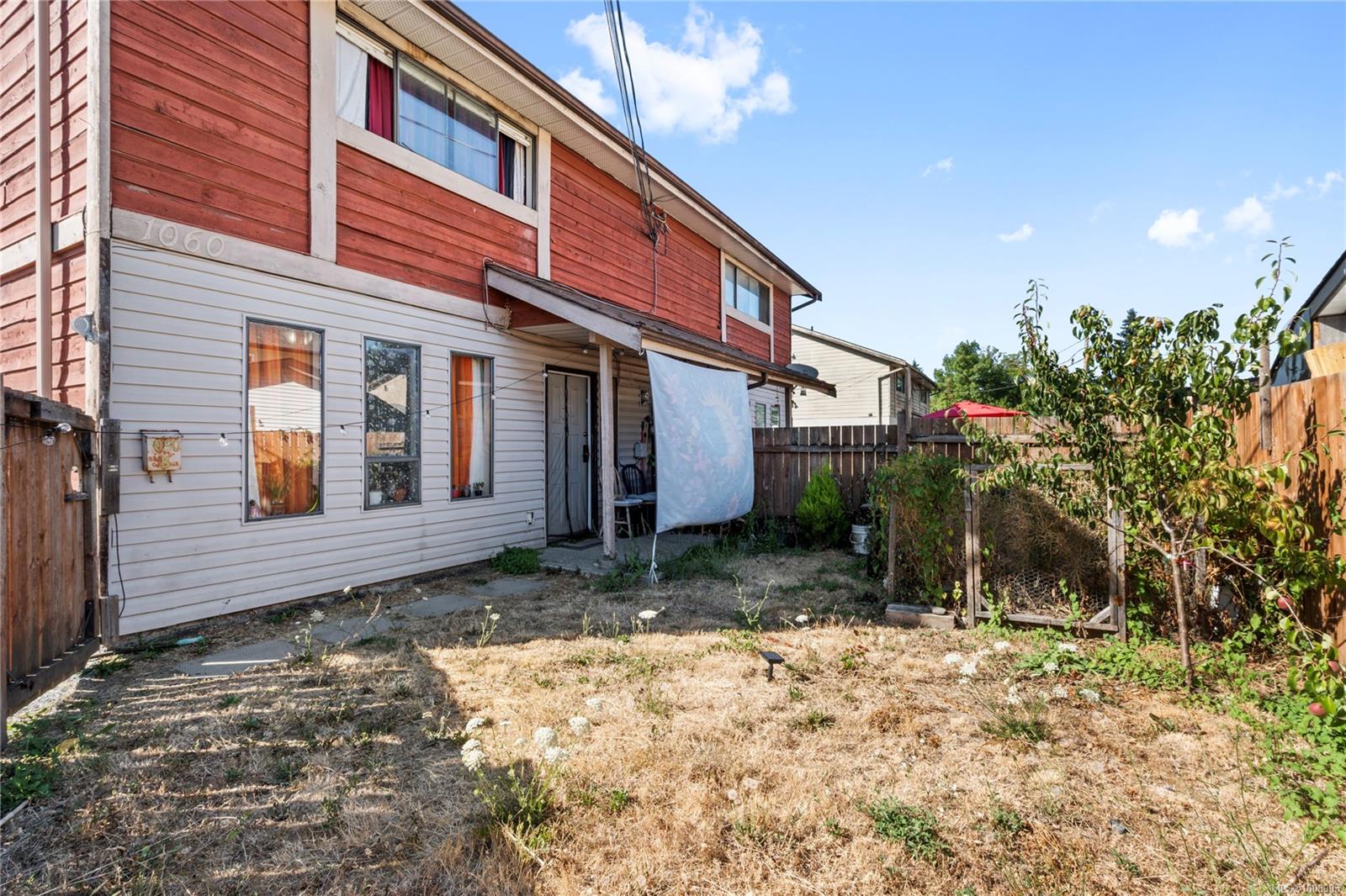 1060 St. George Cres # B