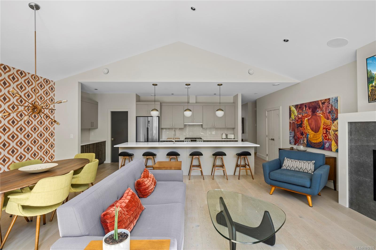 228 Crestline Terr