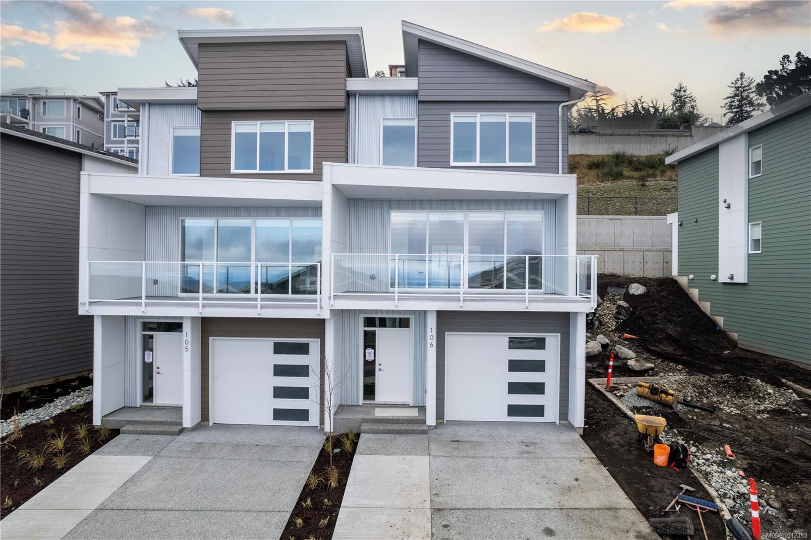 151 Royal Pacific Way # 106