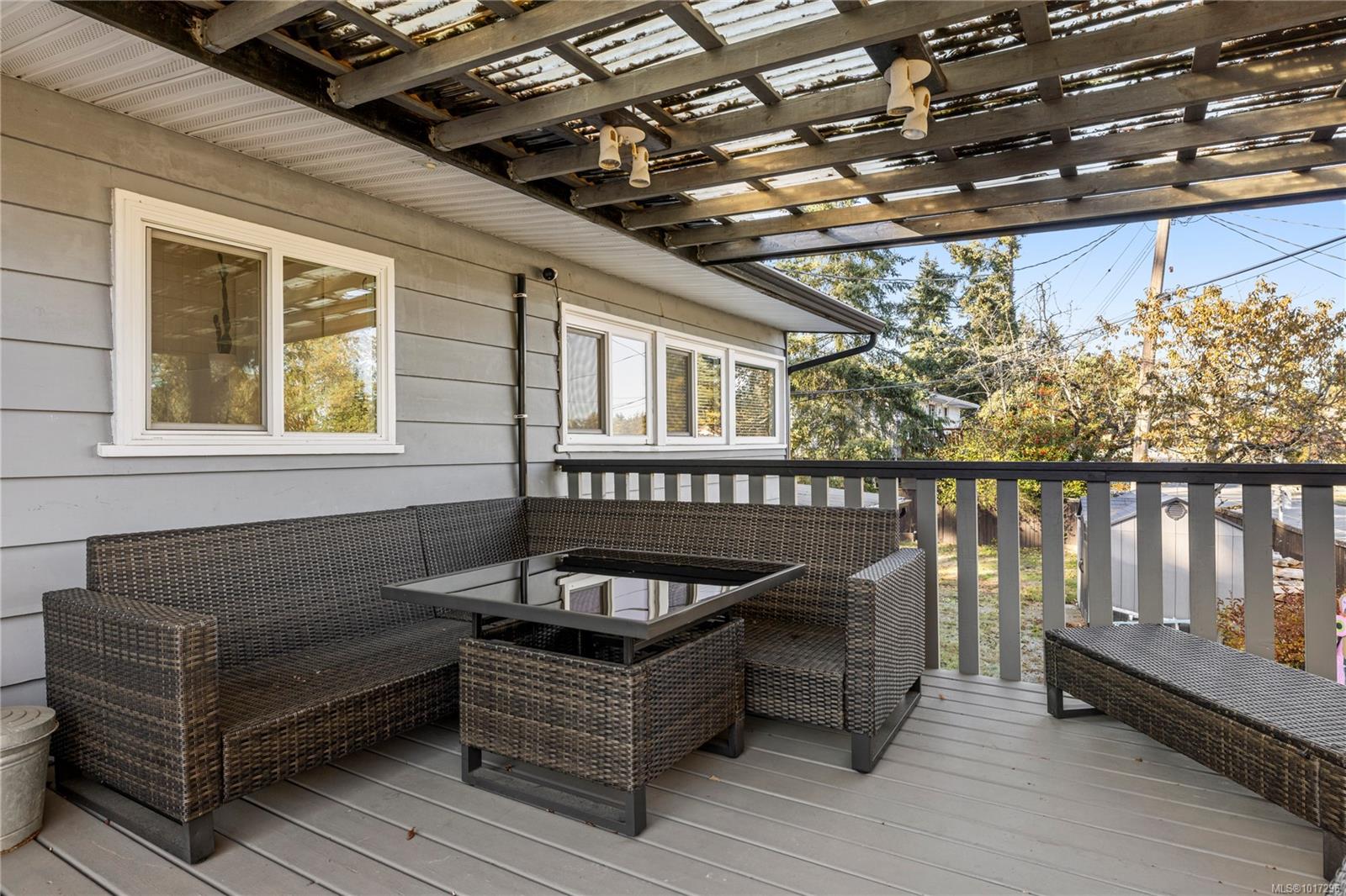 710 Connaught Ave, Nanaimo